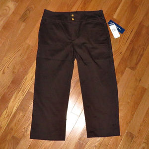 CHAPS Brown Slimming Fit Cropped Pants - 6 - NWT